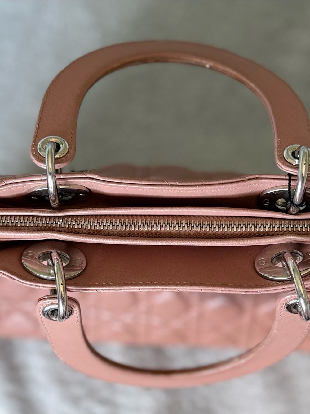 Christian Dior Large LADY DIOR Bag Pristine in Powder Pink Lambskin 💖 - Picture 9 of 14